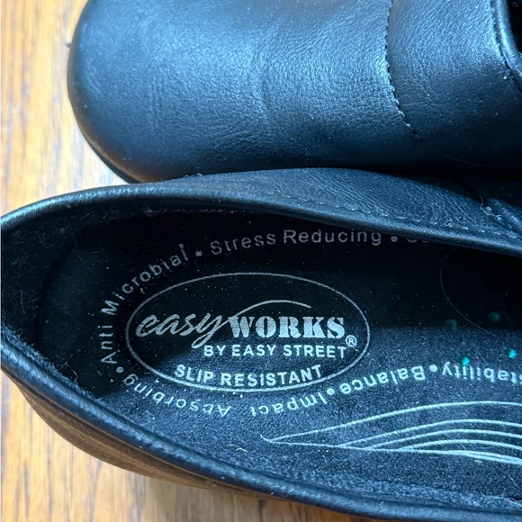 Easy Works By Easy Street Black Comfort Work Shoes 9 Wide - Picture 5 of 8